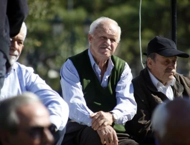«Στον αέρα» οι εξελίξεις για τις συντάξεις ως το Νοέμβριο